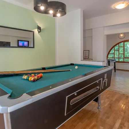 Tupljak, Luxury And Comfort In A Hidden Summer Hideout